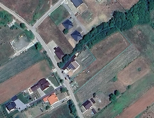 Teren intravilan de vânzare   Crișeni, jud. Sălaj | 730 860 mp | Utilități la parcelă | 3.000   ar