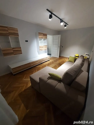 Apartament de doua camere in zona sectorului 4 - imagine 4