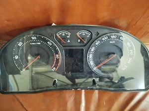 Ceasuri bord Skoda superb 1