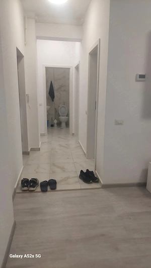 vind  apartament 2 camere  - imagine 5