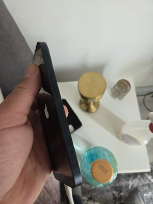 vind iphone 13  - imagine 5