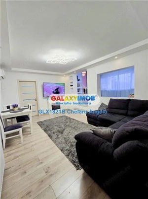 Dobroesti,vila  8 camere,garaj,185 mp utili, teren 222 mp.la cheie - imagine 20