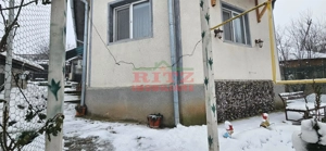 CASA DE VANZARE CU GARAJ,ZONA BOLD - imagine 11