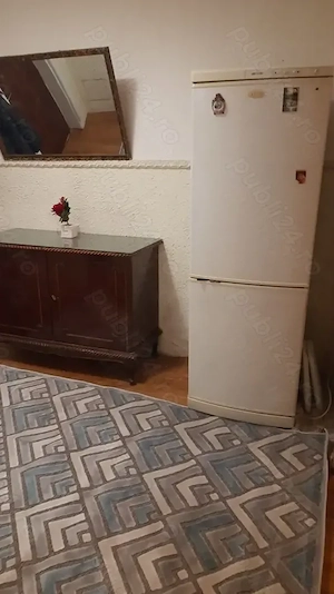 vitan mall etaj 8 decomandat