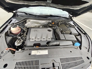 VW Tiguan 2.0 Tdi 4Motion - imagine 7