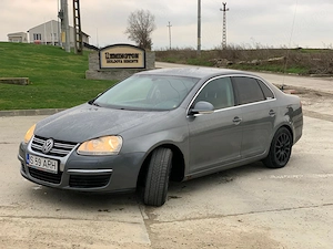 Volkswagen Jetta - imagine 3