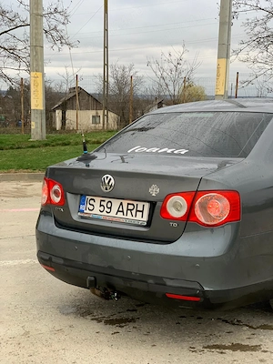 Volkswagen Jetta - imagine 4