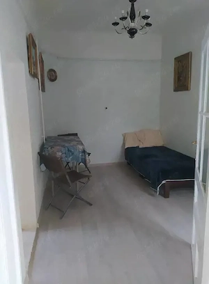 Inchiriez casa 3 camere in Gradiste, singur in curte+gradina - imagine 5