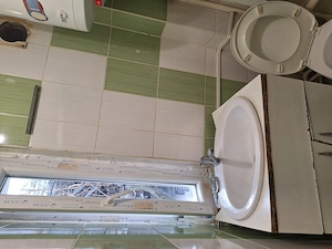 Inchiriez 2 garsoniere cu 1300 lei  in spate la Mega Mall, si la straini  - imagine 3