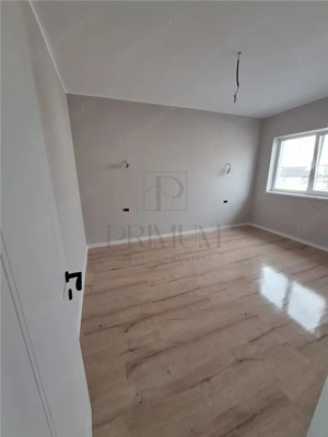 Duplex separat prin camera tehnica - toate utilitatile - suprafete generoase - imagine 5