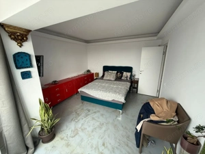 ULTRACENTRAL – 2 camere decomandat, 2 logii, vedere superbă! - imagine 3