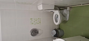 Spatiu comercial de inchiriat in Onesti 80 m2 - imagine 6