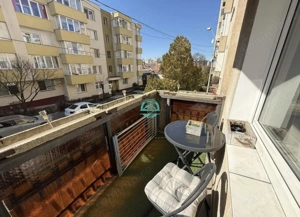 Apartament cu 2 camere, decomandat, etaj 1, in 7 Noiembrie - imagine 7