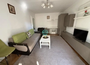 Apartament cu 2 camere, decomandat, etaj 1, in 7 Noiembrie - imagine 2