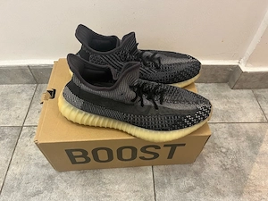 Yeezy Boost 350 Carbon V2