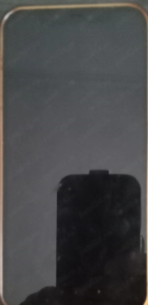 Vand iphone 12 ALB,64 G,  folosit, cu toate auxiliarele, inclusiv cutie - imagine 1