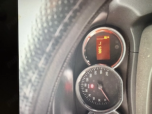 Duster 4x4, 79000 km verificabili, 1.2 benzină,an2016 - imagine 2