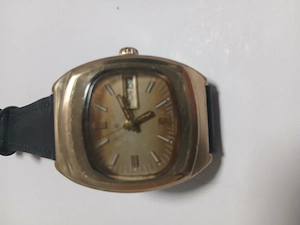 Ceas de mâna Raketa