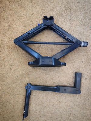 Cric, coarbă cheie roți  - imagine 2