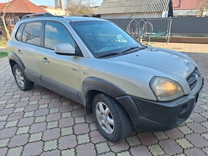 Vând autoturism Hyundai Tuc - imagine 1