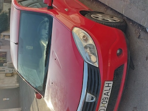Vand Dacia Sandero 2009 pret 1800 euro  negociabil nu are asigurare si Itp  - imagine 3