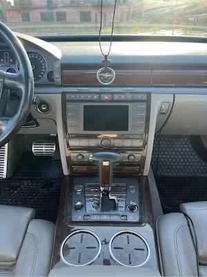 Volkswagen Phaeton - imagine 5