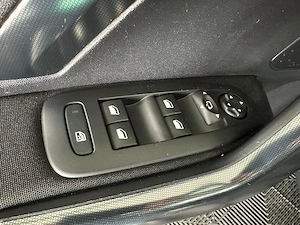 Peugeot 2008 1.2 Benzina 110 CP An 2016 - imagine 19