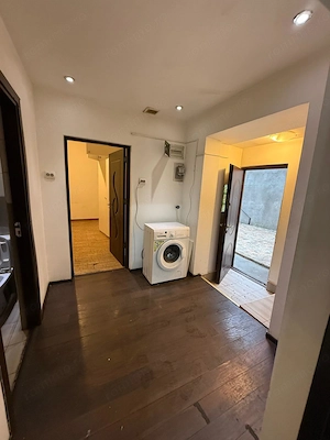 Casa 2 camere zona Parcul Carol , Cazare salariatii!!