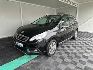 Peugeot 2008 1.2 Benzina 110 CP An 2016 - imagine 9