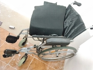 cărucior persoane cu dizabilități nou la 750 lei