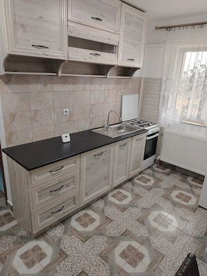 Închiriez microapartament