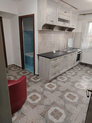 Închiriez microapartament - imagine 3