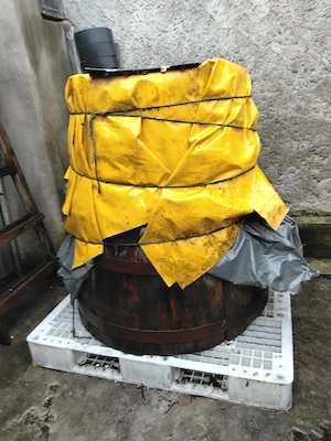 cada din brad de 600 litri la 450 lei