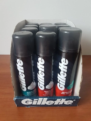 Spumă și gel de ras