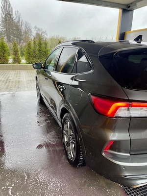 Vând Ford Kuga ST-line - imagine 3