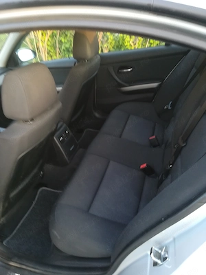 Dezmembrez BMW 320D 2008 - imagine 4