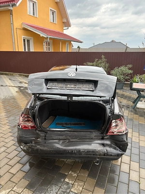 De vânzare Volkswagen Bora   avariat spate - imagine 4