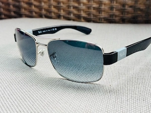 Ochelari soare RayBan Polished Gunmetall RB3522