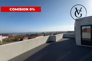 Vila modernă - finisată -terasă circulabila vedere lac și mare 