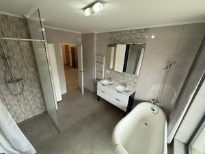 Penthouse de inchiriat langa Marul de Aur - imagine 4