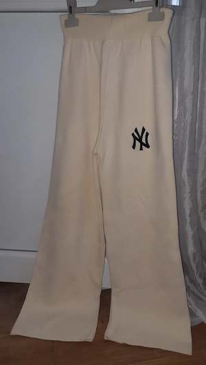 Set 2 piese - Bluză și pantaloni