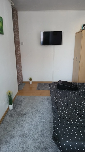 Schimb garsoniera 22 mp ,Blvd Closca cu apartament M14,M15,ofer diferență  - imagine 3