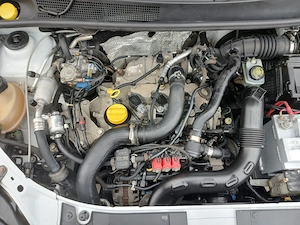 Vând Dacia Logan  - imagine 6