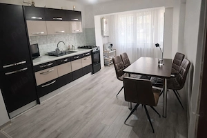 Apartament de vanzare - imagine 2