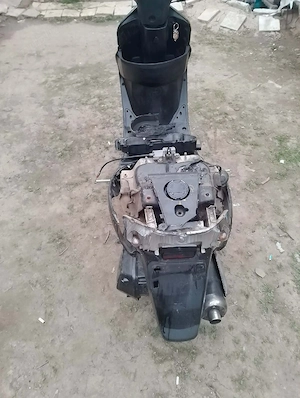 vand scuter defect cu acte sau fara - imagine 4