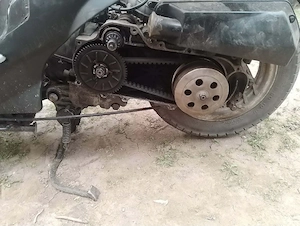 vand scuter defect cu acte sau fara - imagine 3