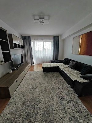 Chirie Apartament 2 camere decomandate 60 mp utili garaj subteran si priveliste superbă 