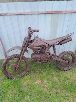 vând cross de 125, 2000 lei fix