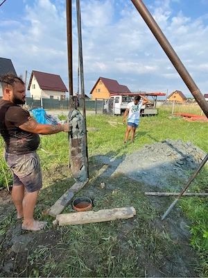 foraje puturi apa - imagine 2