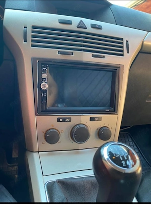 Vând Opel astra 1.9 diesel 2008  6 trepte - imagine 3